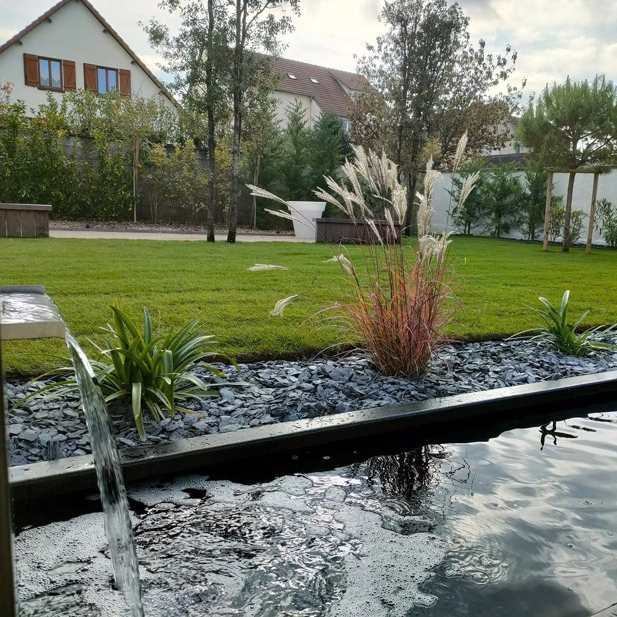 Entretien de jardin en Eure-et-Loir par le paysagiste Les Jardins de Lutz Crespin